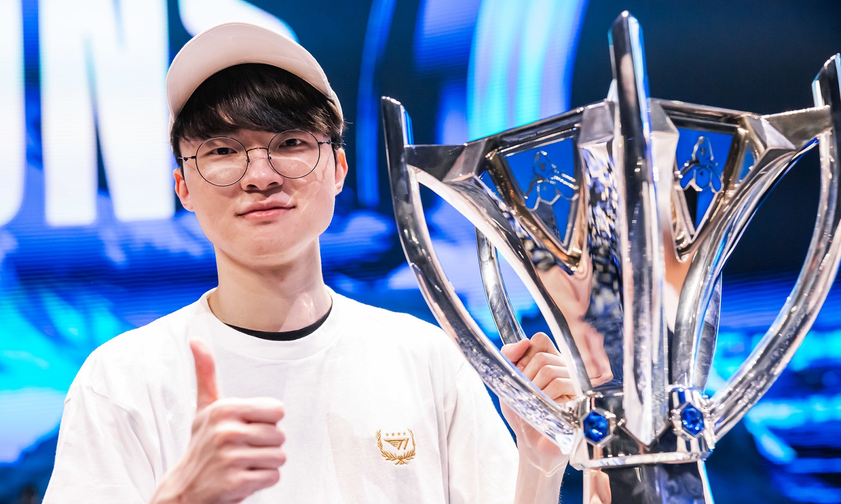 Faker là một trong những game thủ chuyên nghiệp lớn tuổi nhất trong ngành eSports, nhưng anh vẫn duy trì phong độ xuất sắc