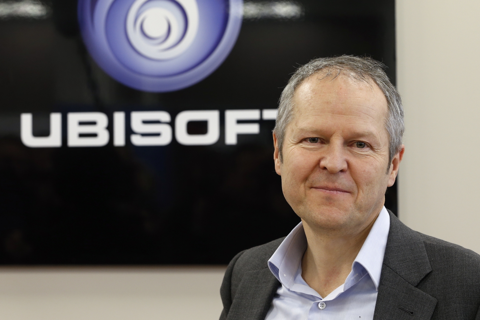 Giám đốc Ubisoft, Yves Guillemot, đã giải đáp các mối lo ngại của nhân viên về tương lai công ty