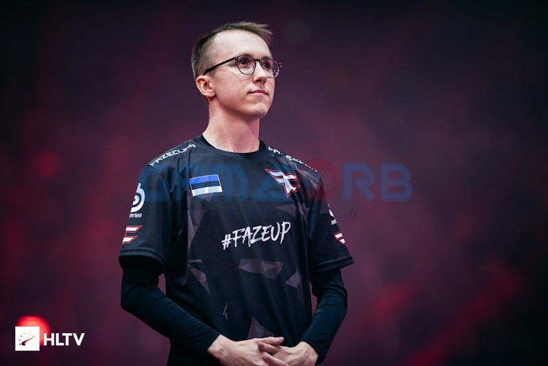 Ropz gia nhập FaZe từ Mouseports vào năm 2022 và góp công giúp FaZe vô địch PGL Major Antwerp 2022