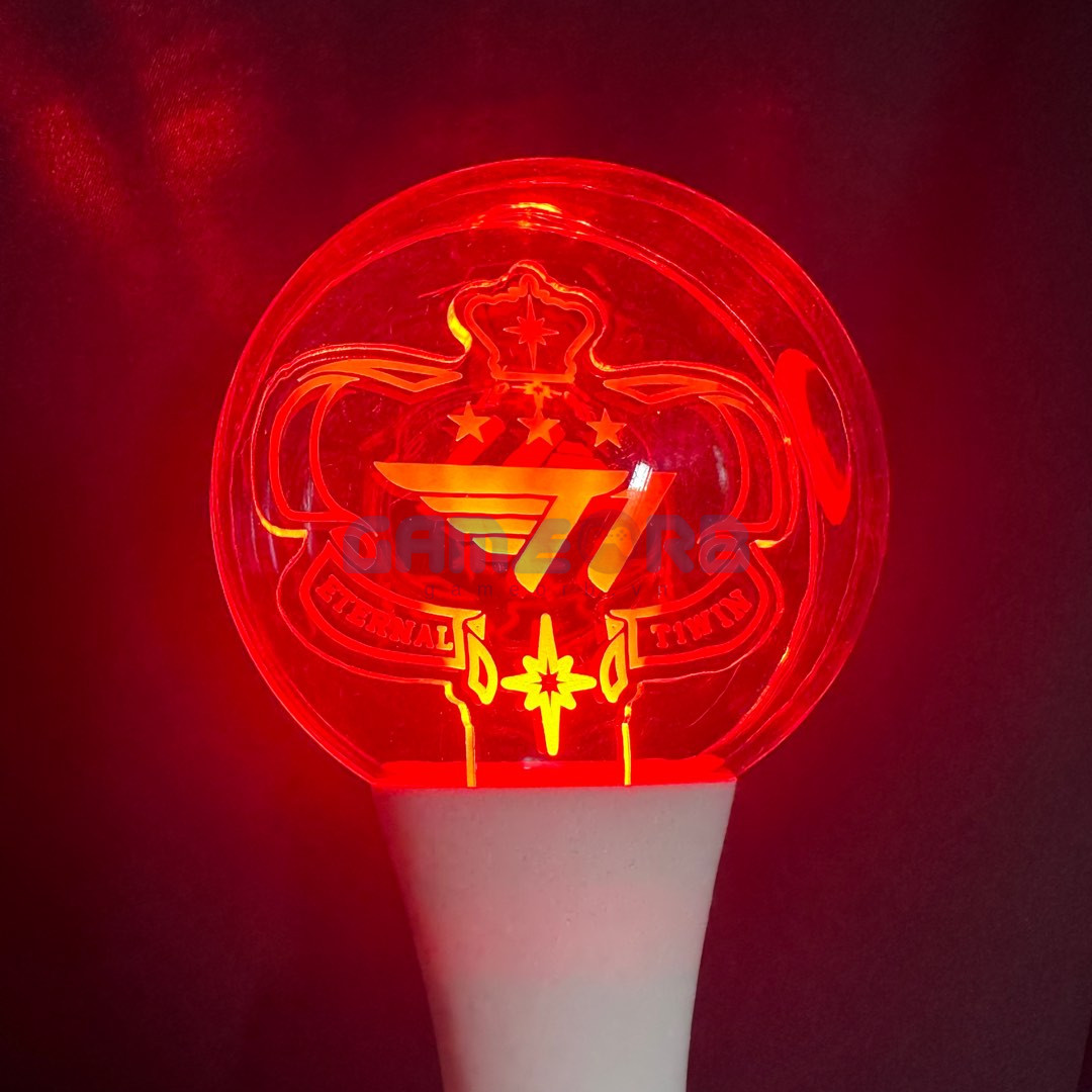 T1 ra mắt lightstick với giá 75 nghìn won (khoảng 1,2 triệu VND)