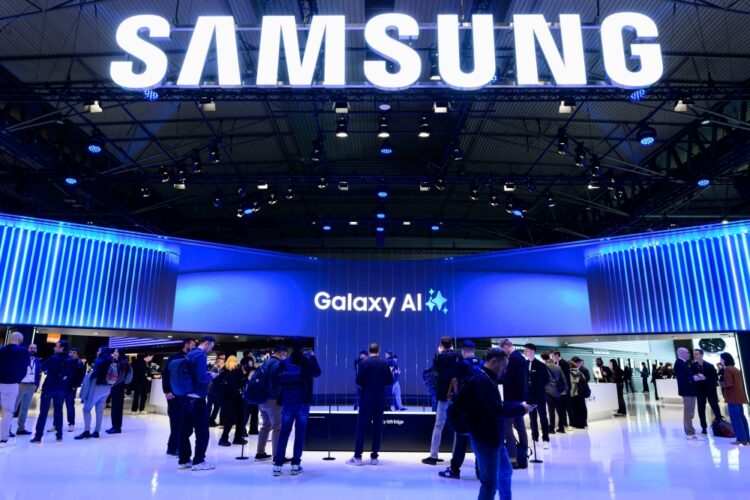 Samsung trình làng loạt công nghệ ấn tượng tại MWC 2025, bao gồm thiết bị chơi game gập