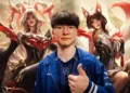 Faker khiến fan "ngỡ ngàng bật ngửa" khi bất ngờ dùng skin HoL Ahri, view stream tăng chóng mặt